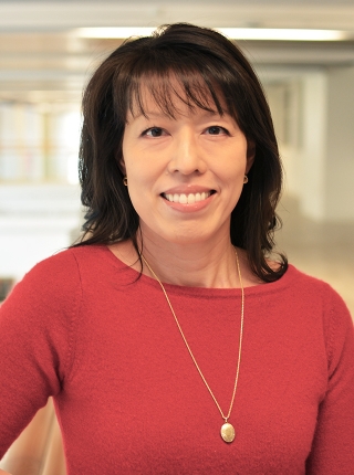 Carolyn Fang, PhD, lead author of a new paper in the journal Cancer, and co-leader of the cancer prevention and control program at Fox Chase Cancer Center.