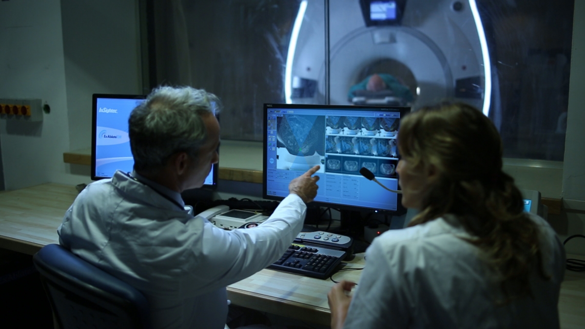 High-Intensity Focused Ultrasound (HIFU) at Fox Chase Cancer Center offers cancer patients noninvasive, effective therapy for painful metastasized bone tumors. Photo source: Insightec