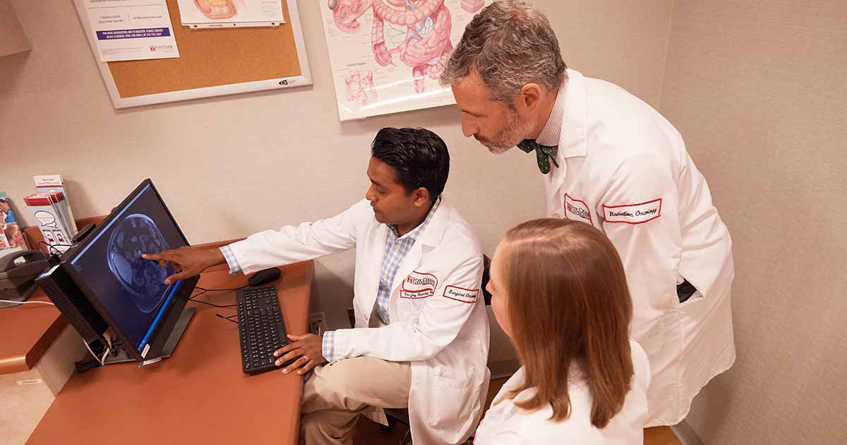Diagnosing and caring for patients with pancreatic cysts is best done through a multidisciplinary approach. At Fox Chase, a team of specialists works together to provide the best treatment for each patient. 