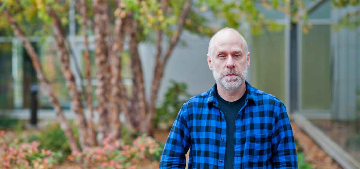 “Humans have about 500 genes called kinases that add phosphate groups to the surface of other proteins, changing their function,” said Roland L. Dunbrack, Jr, PhD, professor in the Molecular Therapeutics Program at Fox Chase. “Adding that phosphate to the protein can make it function in overdrive and if that chemical function is not regulated then the cell is unable to deal with the dysregulation and will divide and metastasize.” Currently, there are quite a few drugs available that are designed to