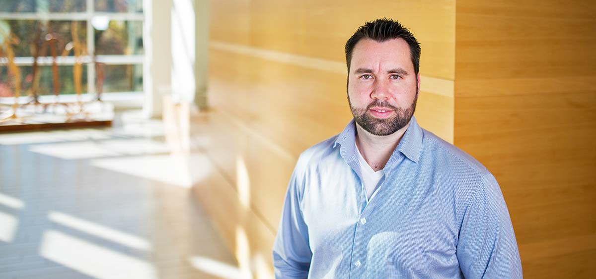 Together with his grant collaborator, Denise Connolly, PhD, Duncan will use the grant to research drug combination therapies to treat high-grade serous ovarian carcinoma—the most common and deadly subtype of epithelial ovarian cancer.