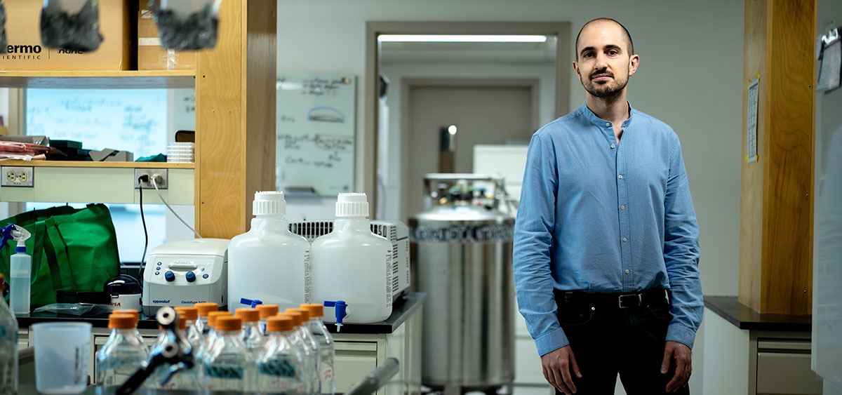 Israel Cañadas, PhD, an assistant professor at Fox Chase, is part of a team of scientists studying blood cell development and function. 