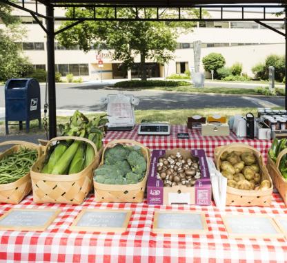 Link to /sites/default/files/styles/card/public/images/blog/thumb/jeanesfarmstand-1.jpg?h=027fa2dd&itok=sPlcZCPt