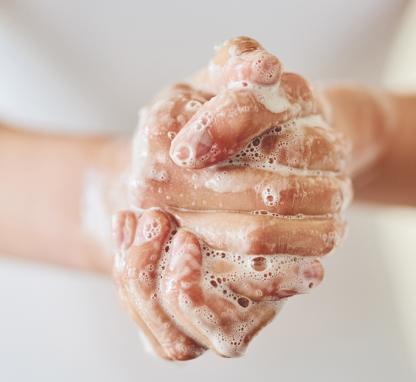 Link to /sites/default/files/styles/card/public/images/blog/thumb/winterhandwashing.jpg?h=2240b8e9&itok=cxPtjwmO