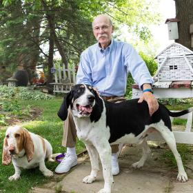 Link to /sites/default/files/styles/patient_story/public/images/patient-stories/0620FCCC_Alan_Zlatkin-0191_0.jpg?h=ac430153&itok=dhtkoEUU