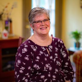 Link to /sites/default/files/styles/patient_story/public/images/patient-stories/dianecheck1.jpg?h=80a599a2&itok=-Rcg_NUr