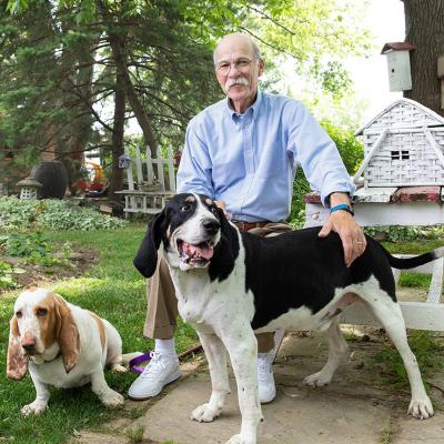 Link to /sites/default/files/styles/patient_story_alt_teaser/public/images/patient-stories/0620FCCC_Alan_Zlatkin-0191_0.jpg?itok=k6gk7iZ_