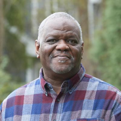 Link to /sites/default/files/styles/patient_story_alt_teaser/public/images/patient-stories/ewc_FoxChaseSelfieShoot112020_%20438%20Daryl%20Lloyd.jpg?itok=1T9ClplI