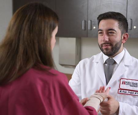 Link to /sites/default/files/styles/post_teaser_image_300x250_/public/FoxChaseDrShaqat_137_lymphedema_1200-628_0.jpg?h=2240b8e9&itok=8-Xhd3vr