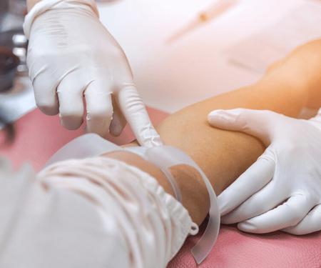 Link to /sites/default/files/styles/post_teaser_image_300x250_/public/anemia-cancer.jpg?h=2240b8e9&itok=EfbbCHrM