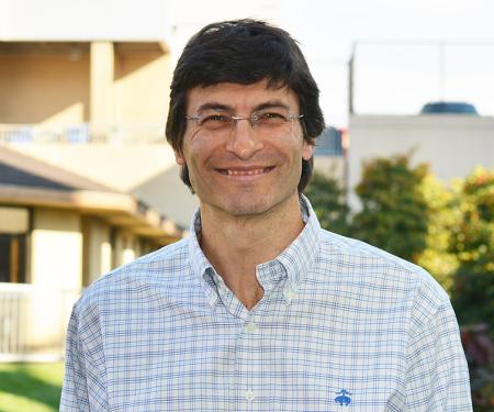 Link to /sites/default/files/styles/post_teaser_image_300x250_/public/images/news/thumb/AlfonsoBellacosa_1200-628_0.jpg?h=eca8dc56&itok=btYPWP_8