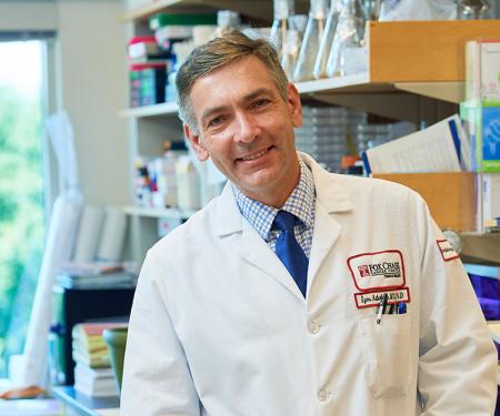 Link to /sites/default/files/styles/post_teaser_image_300x250_/public/images/news/thumb/Igor-Astsaturov-NIH.jpg?h=e790050b&itok=BdL4qP2H