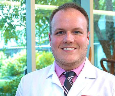 Dr. Martin was at Fox Chase Cancer Center/Temple University for a three-year fellowship in hematology/oncology, 2016-2019.