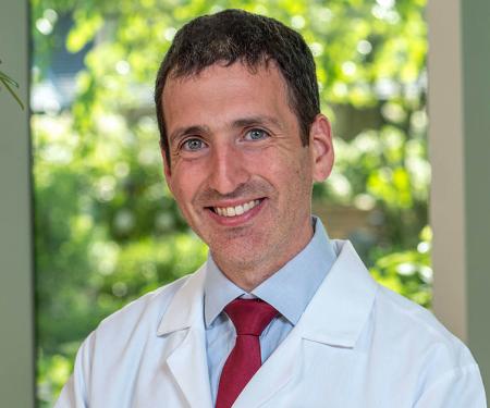 Link to /sites/default/files/styles/post_teaser_image_300x250_/public/images/news/thumb/Zachary-Frosch-MD.jpg?h=ed5d54ad&itok=vdtk9mHF