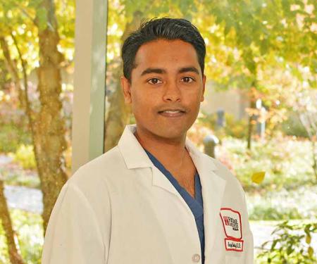 According to Reddy, pancreatic tumors will often compress the bile ducts, obstructing bile from flowing freely. Undergoing a biliary stent procedure can alleviate the compression, allowing bile to properly drain.