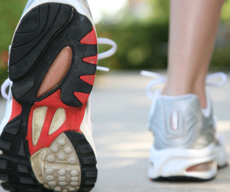 Link to /sites/default/files/styles/post_teaser_image_300x250_/public/images/news/thumb/thumb_event_raceorwalk_0.png?h=7f412c8f&itok=2Q80t-xH