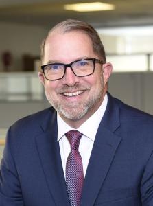 Link to /sites/default/files/styles/research_leaders/public/photo/JoelHelmke_640x860.jpg?itok=LzuCOQP6