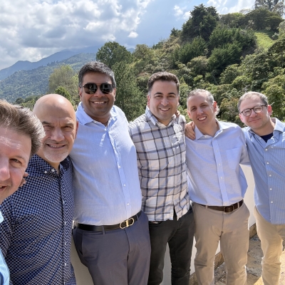 A team of urologists from the Fox Chase – Temple Urologic Institute traveled to Santiago de Cali, Colombia.